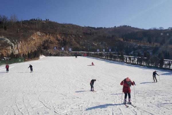 九頂塔滑雪場游玩攻略-門票價格-景點信息