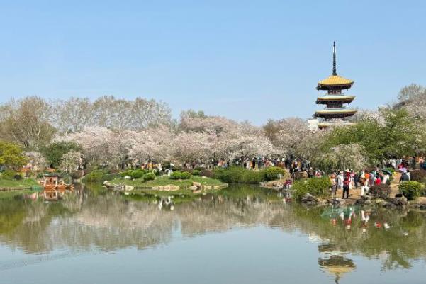 武汉东湖最佳旅游季节是几月份