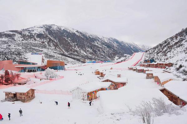 2024鷓鴣山自然公園滑雪場門票多少