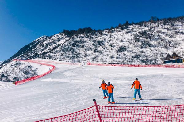 2024鷓鴣山自然公園滑雪場門票多少