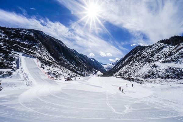 2024鹧鸪山自然公园滑雪场门票多少