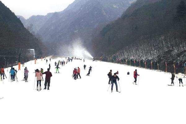 2024西安翠华山滑雪场的开放时间