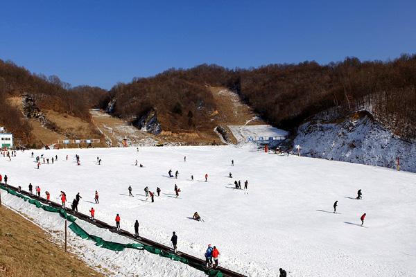 南阳哪里能滑雪