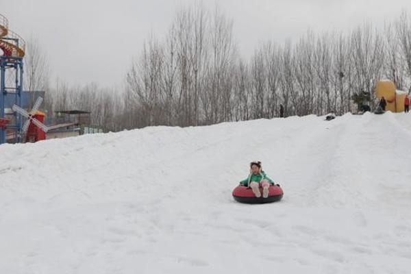 聊城滑雪的地方是哪