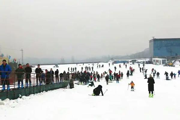 济宁哪里滑雪好玩