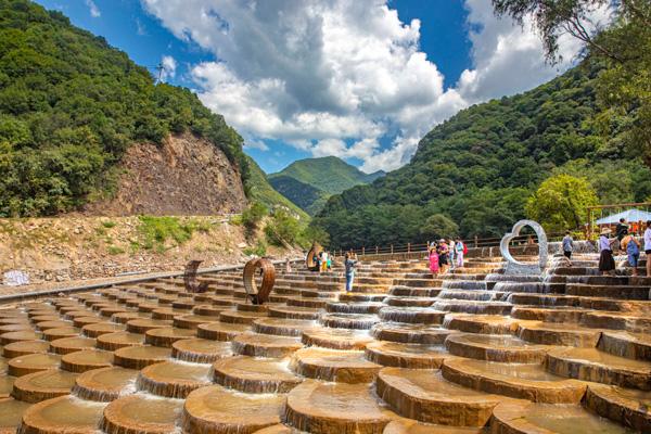 绛北大峡谷风景区在哪 怎么去