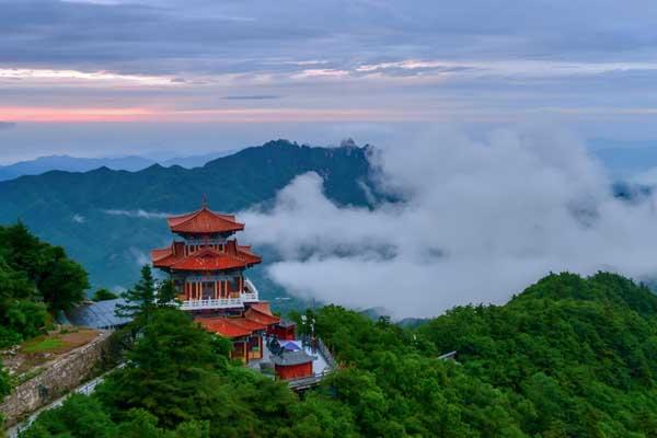 鞍山旅游景點哪里好玩